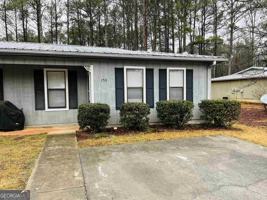 featured image of 145 Pine Ter #155