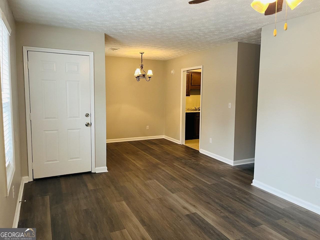 145 Pine Ter #155 - Photo 6 of 27