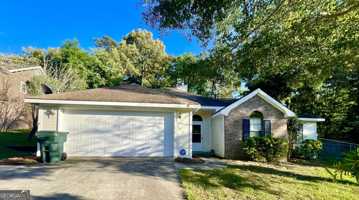 featured image of 102 Ridgestone Ct