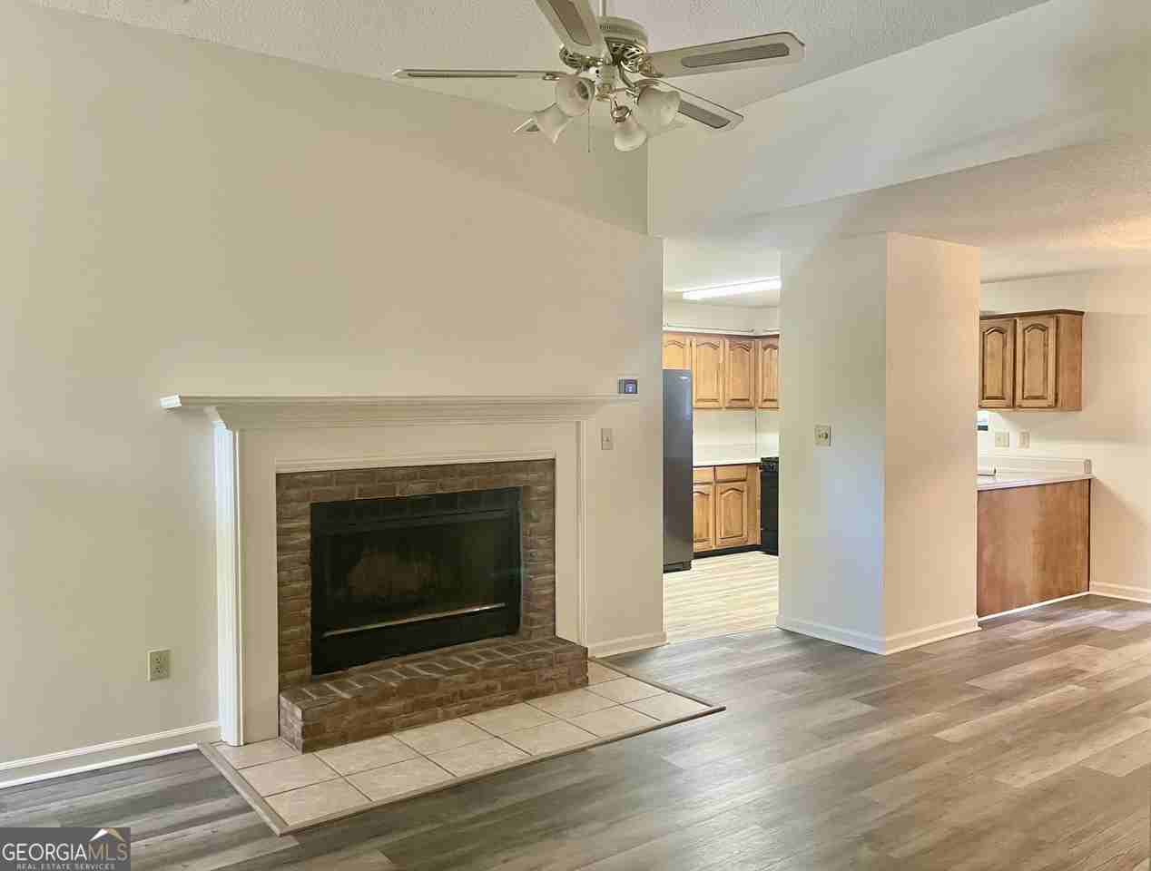 102 Ridgestone Ct - Photo 2 of 14