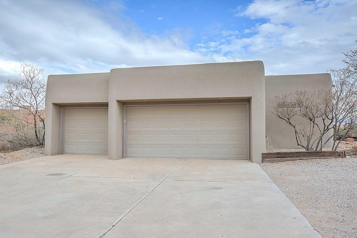 170 Nicky Ln - Photo 2 of 39