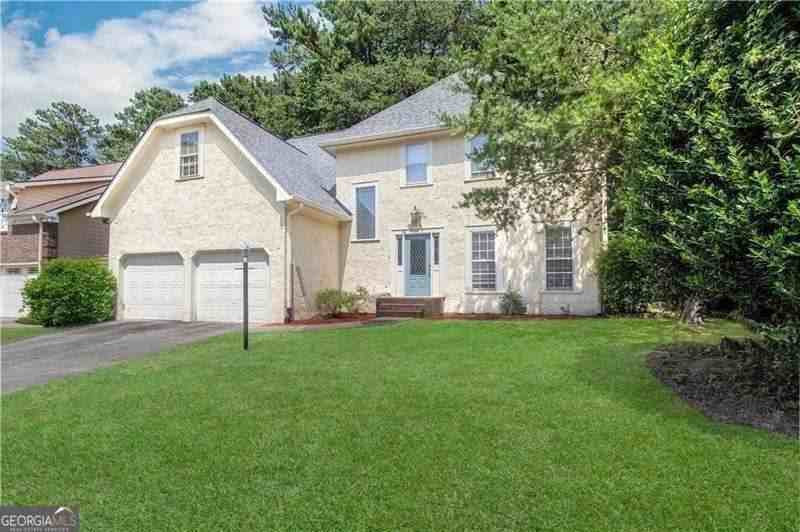 919 Bridgegate Dr Ne - Photo 3 of 50