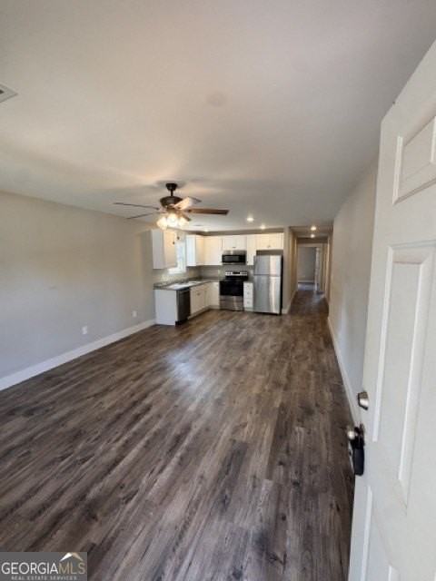 210 Maret St - Photo 2 of 17