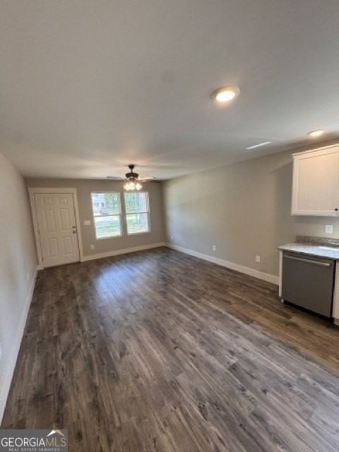 210 Maret St - Photo 5 of 17