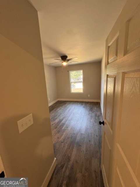 210 Maret St - Photo 6 of 17
