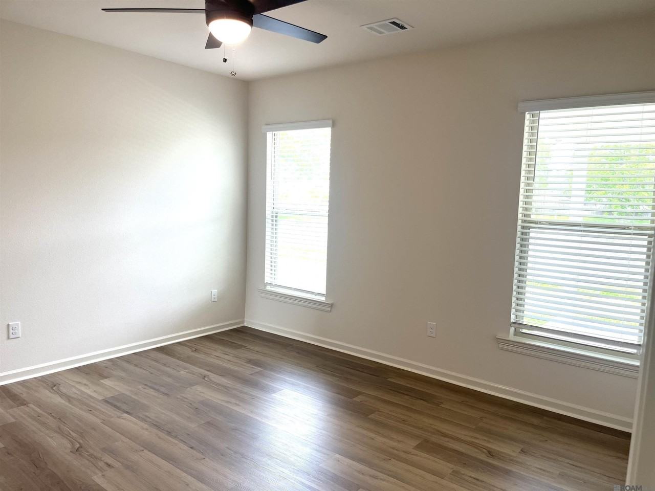 35657 Woodland Ridge Dr - Photo 4 of 15