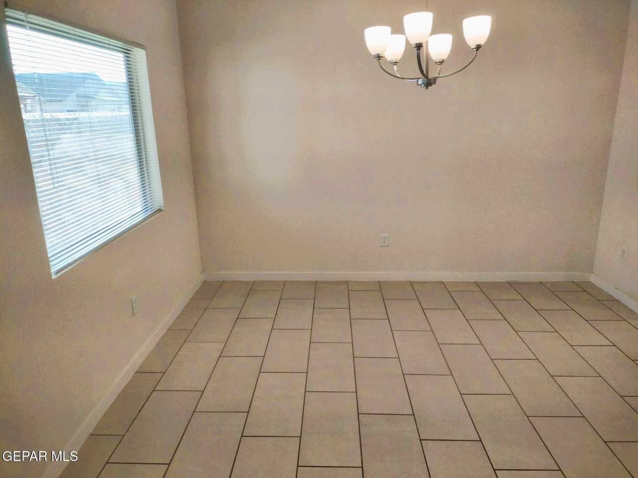 14725 Tierra Fortaleza Ave - Photo 6 of 26