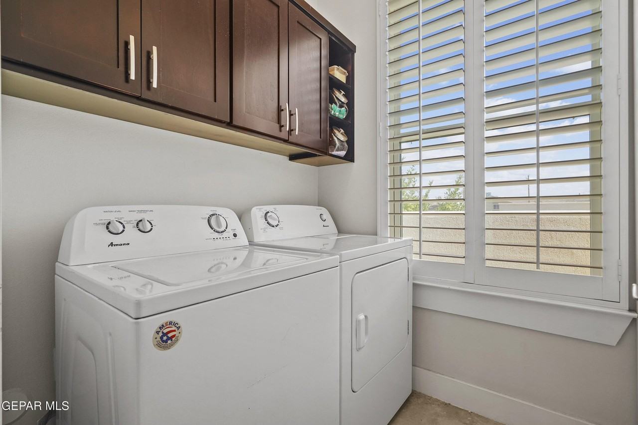 13012 Birdsview Cir - Photo 7 of 33