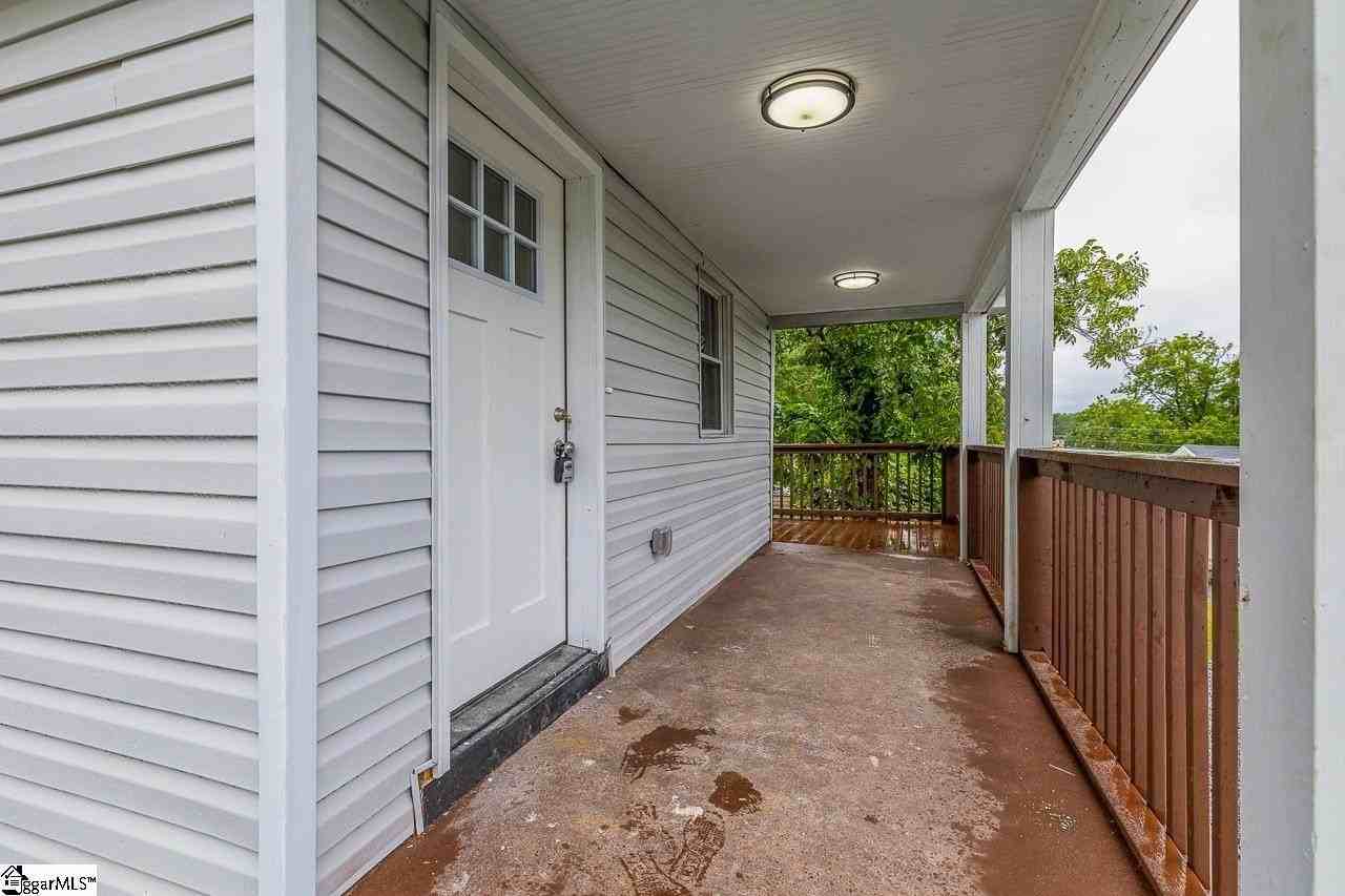 611 Hunters Ct - Photo 6 of 28