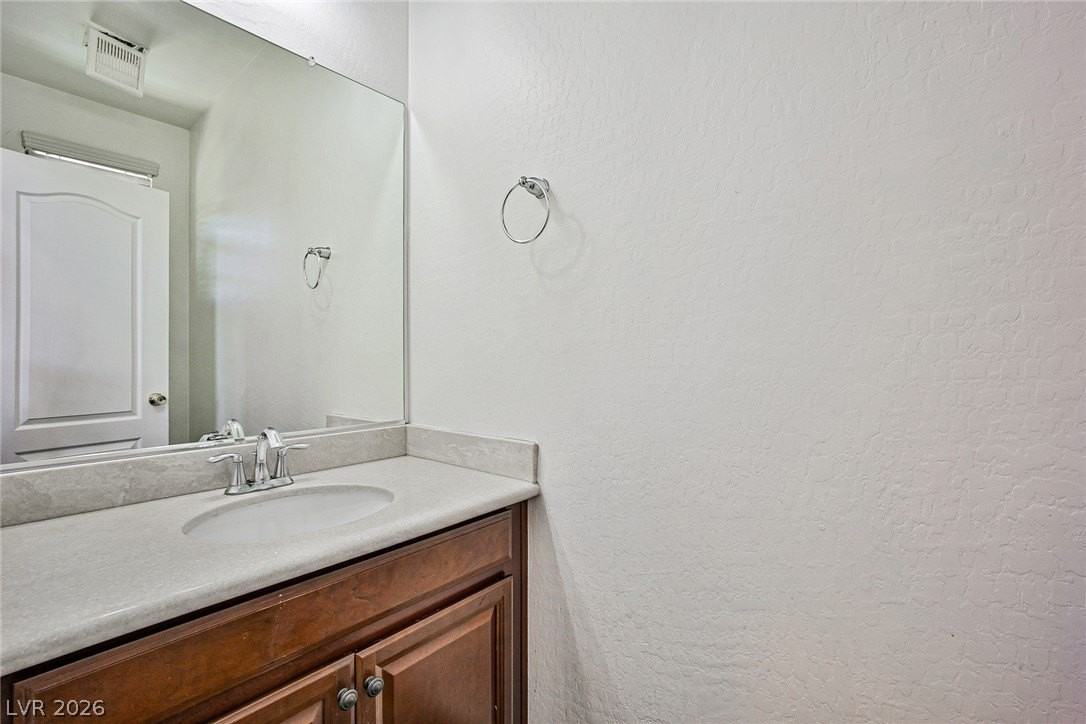 6360 Beavertail Pond Ave - Photo 6 of 34