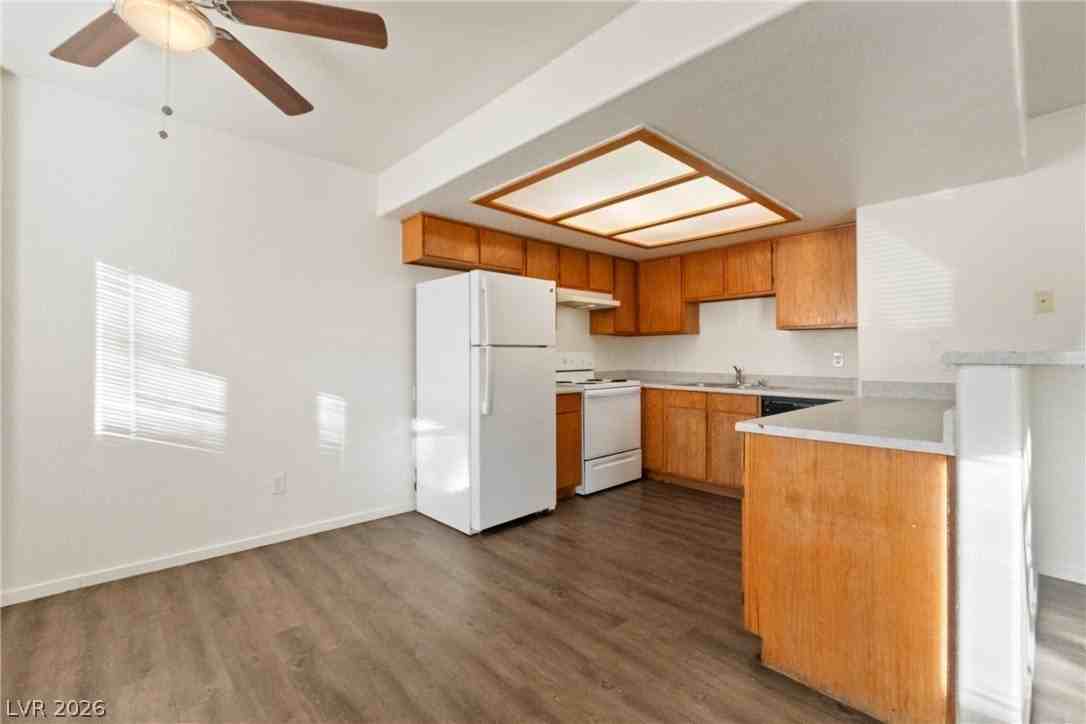 2200 Benmore St #101 - Photo 6 of 17