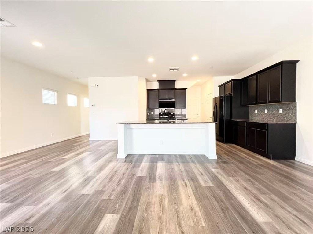 1146 Bobby Basin Ave - Photo 5 of 30