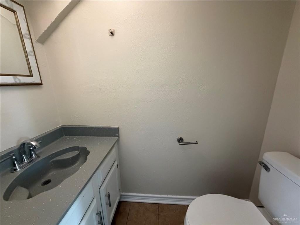 3208 N 25 1/2 St - Photo 7 of 11