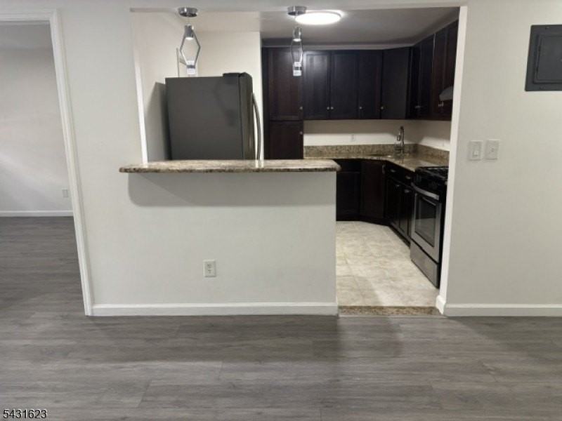 392 College Dr - Photo 6 of 19