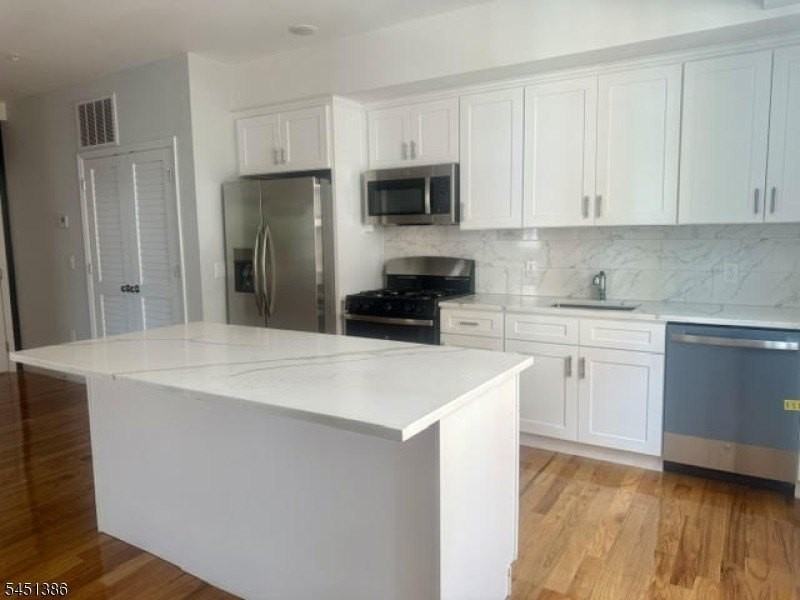 181 Munn Ave Unit 2 - Photo 3 of 9