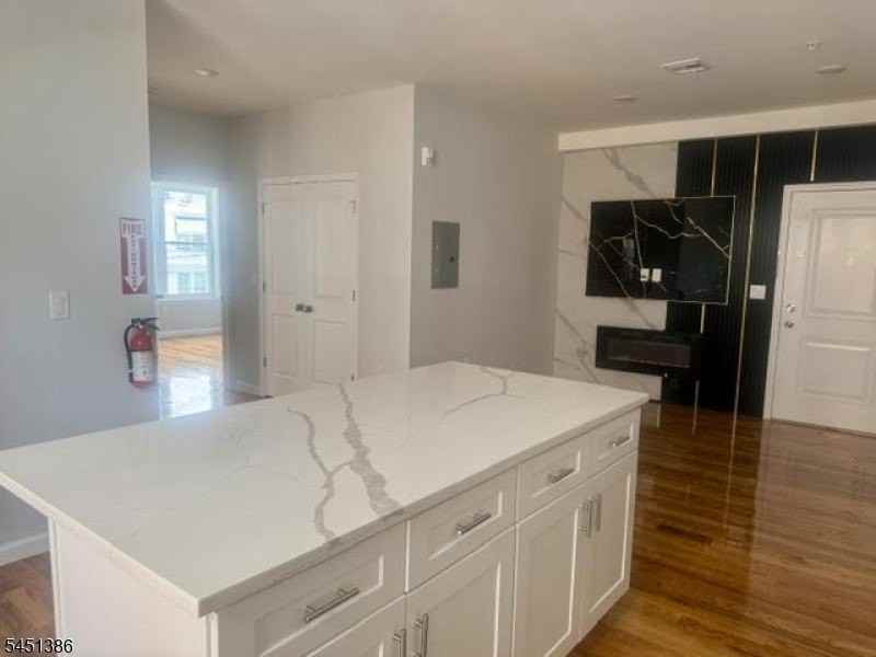 181 Munn Ave Unit 2 - Photo 4 of 9