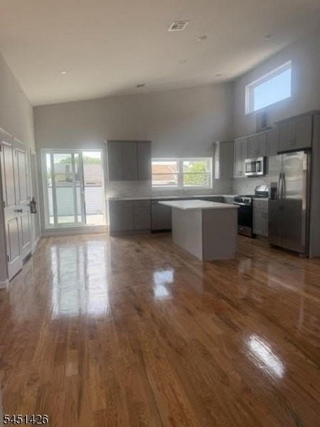 181 Munn Ave Unit 4 - Photo 7 of 13