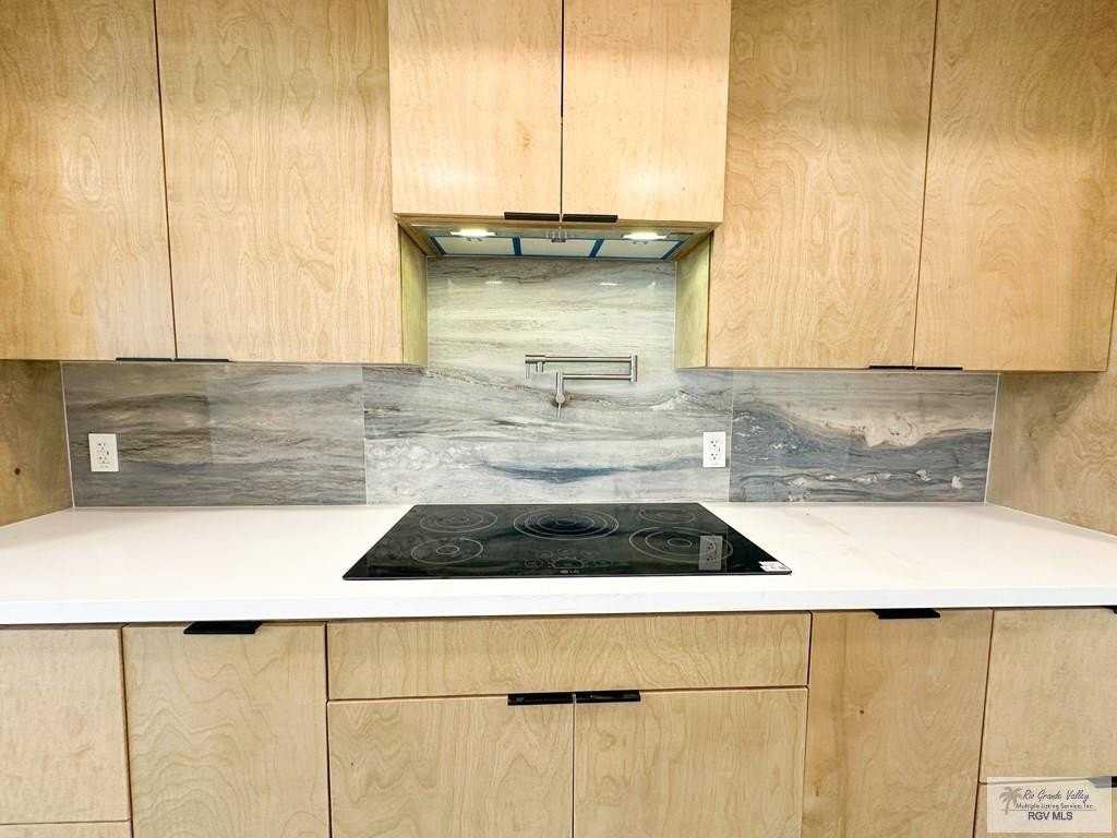 4602 Juniper Cir #A - Photo 5 of 26