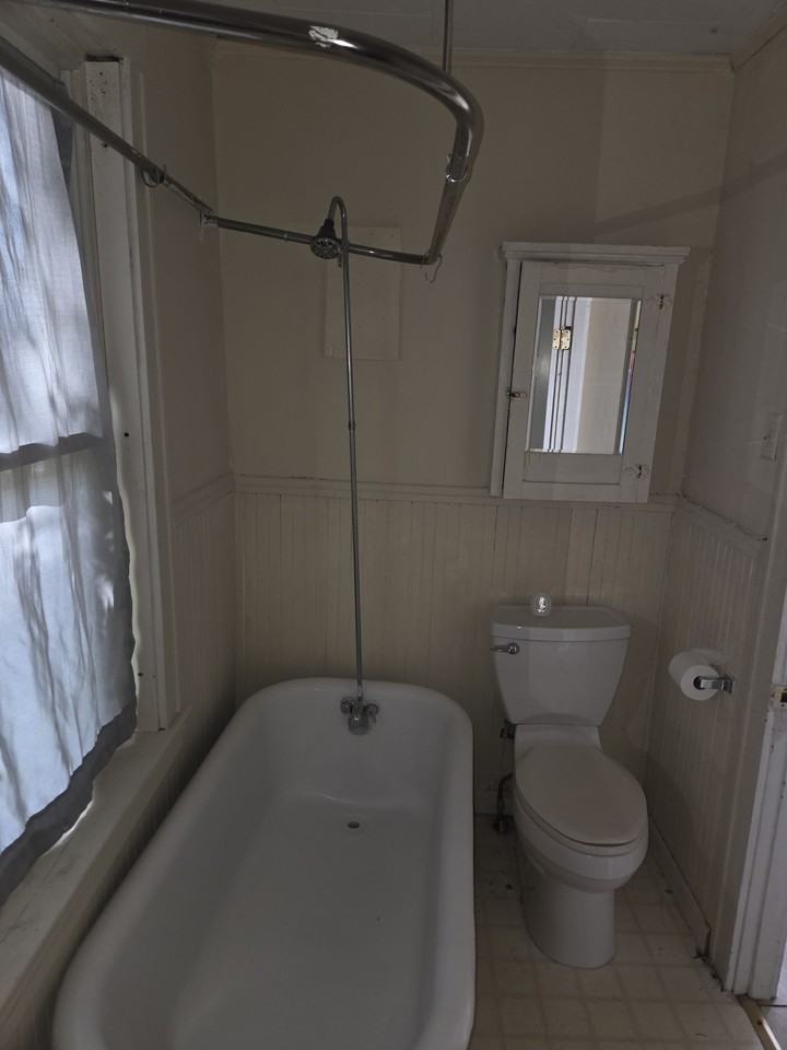 198 Park Ave #7 - Photo 5 of 9