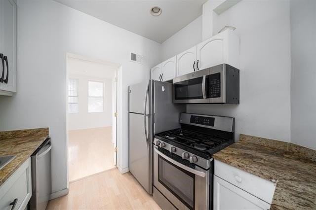 89 Booraem Ave #1L - Photo 3 of 16