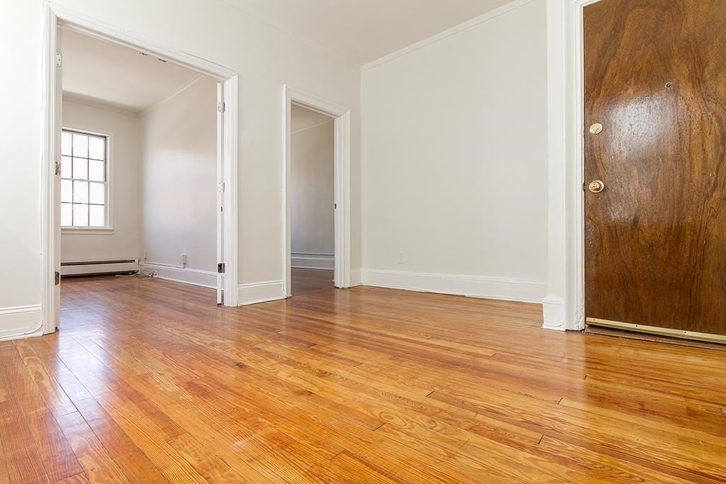 154 W 29th St #2 - Photo 4 of 11