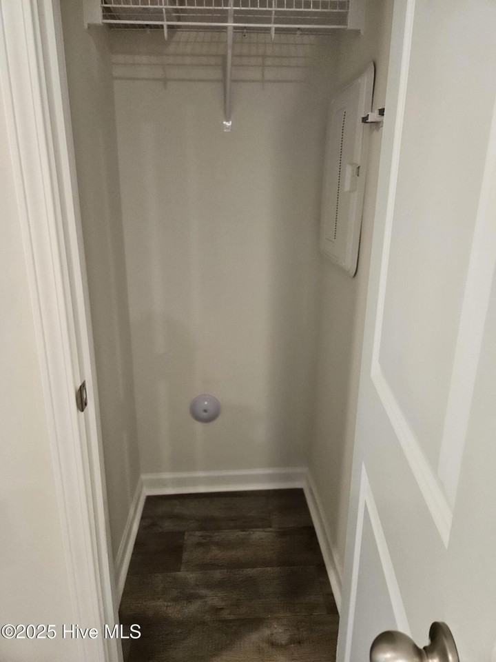 2107 Gracie Ln - Photo 4 of 21