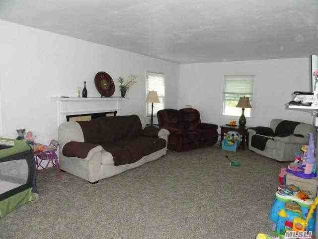 30 Barnwell Ln - Photo 2 of 9