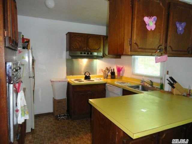 30 Barnwell Ln - Photo 3 of 9