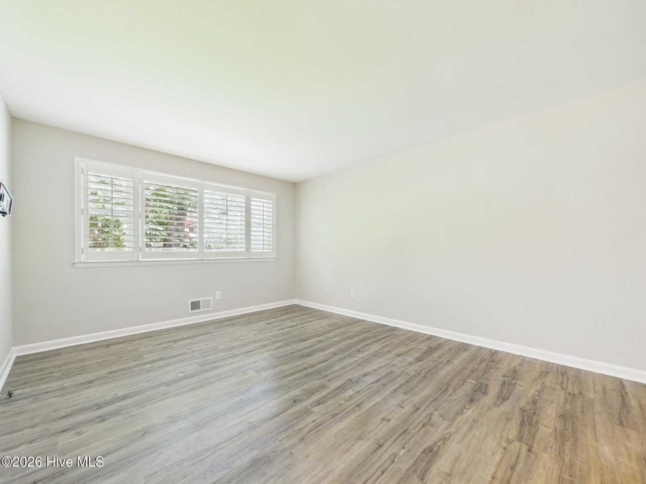 6515 Pleasant Pines Dr - Photo 6 of 28