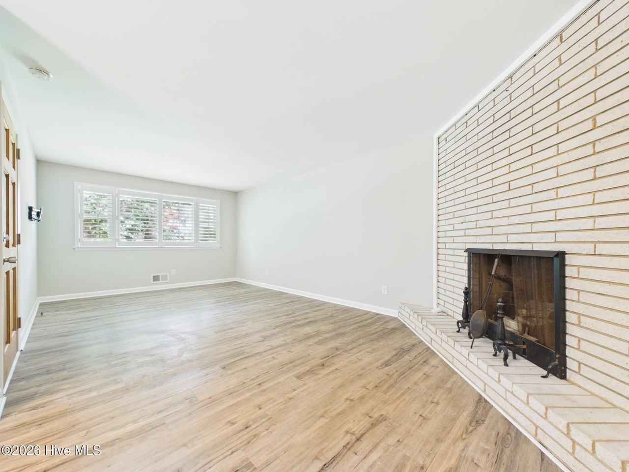 6515 Pleasant Pines Dr - Photo 7 of 28