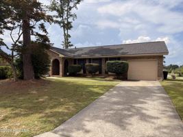 featured image of 127 Holiday Ct