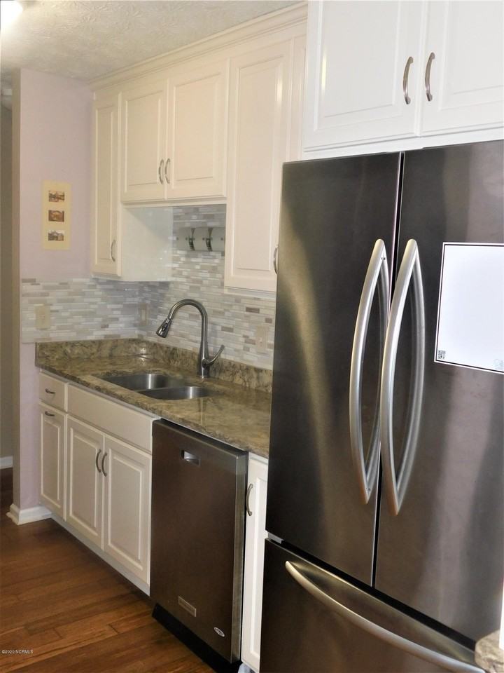 312 Kathryn Ct - Photo 6 of 15