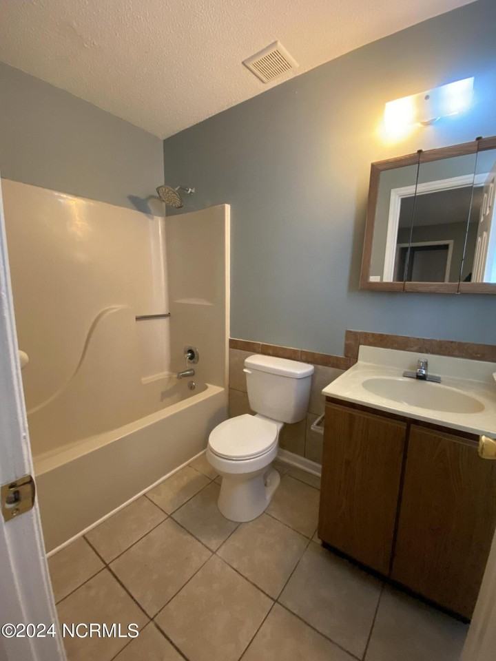 1524 Tramway Ct - Photo 5 of 7