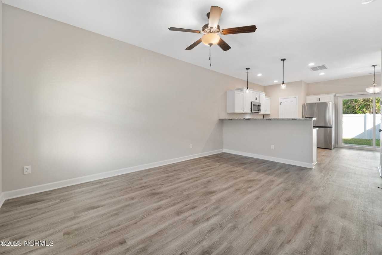 18 Catalina Cir - Photo 6 of 21