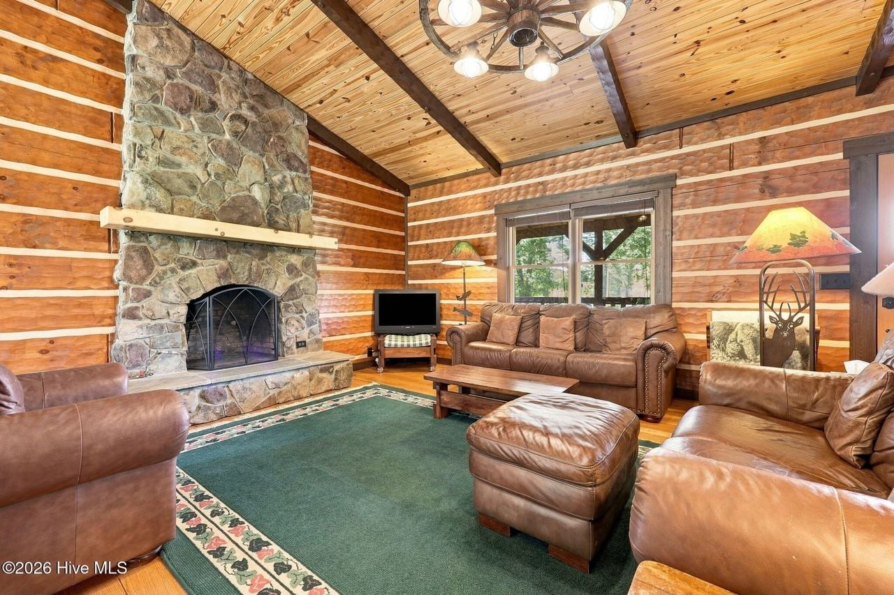 5103 Hillmon Grove Rd - Photo 6 of 40