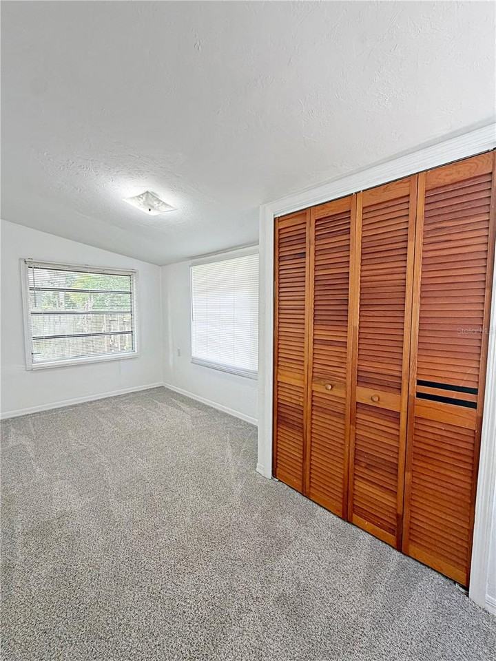 2400 Shannon Rd #1 - Photo 4 of 14