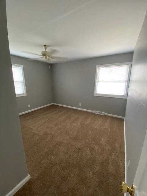 229 Newcastle Ct - Photo 6 of 15