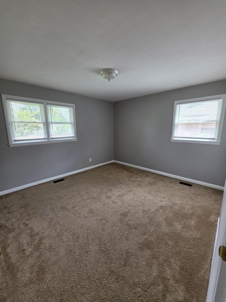 2024 Heather Way - Photo 7 of 17