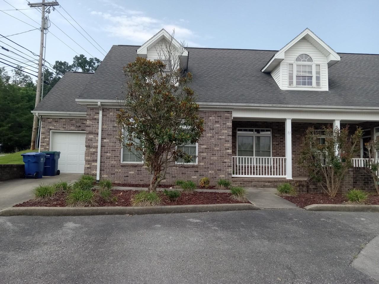 11 Margaret Rose Ln - Photo 2 of 17