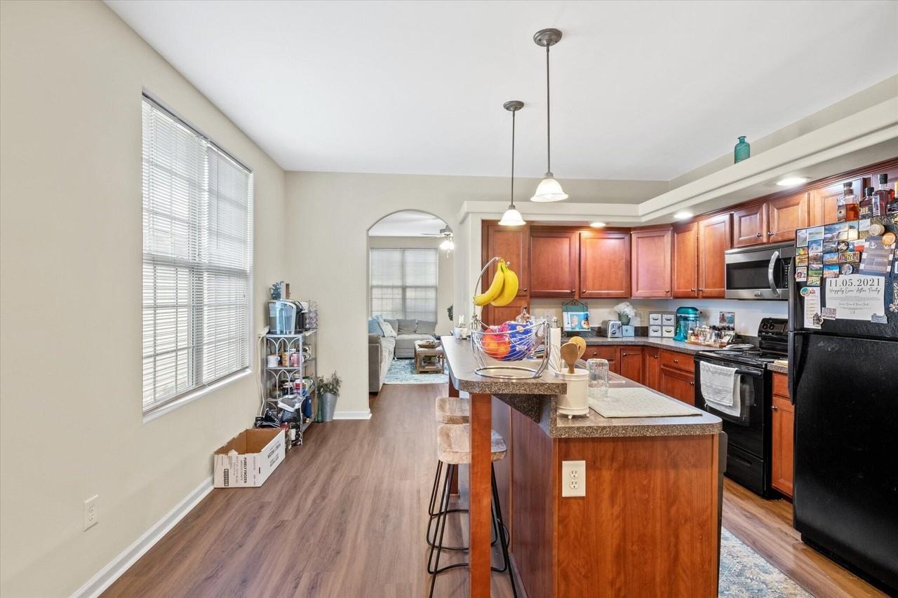 2537 Sun Seeker Ct - Photo 5 of 20