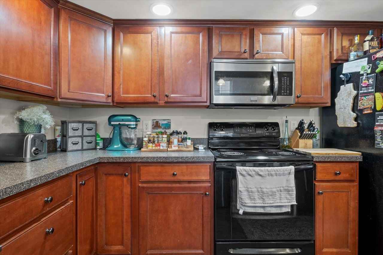 2537 Sun Seeker Ct - Photo 7 of 20