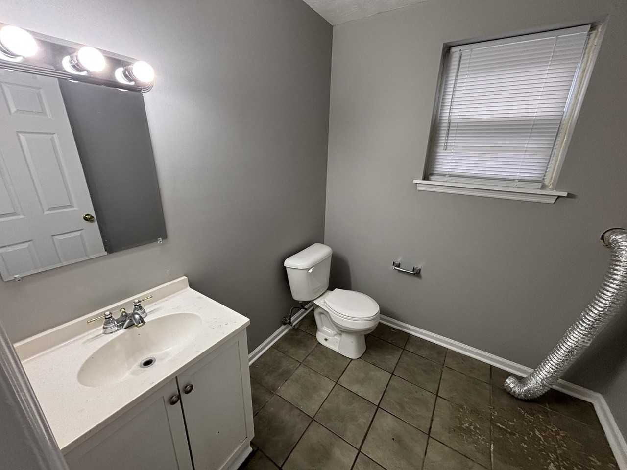 1179 Tatesbrook Dr #A - Photo 5 of 16