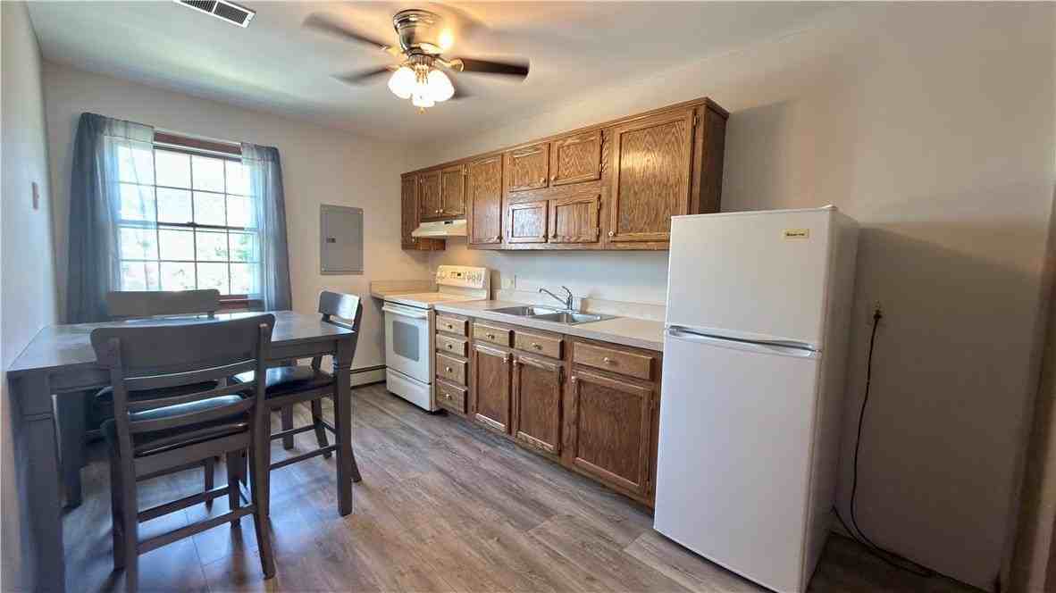 1145 7th St #2ndFL - Photo 7 of 24