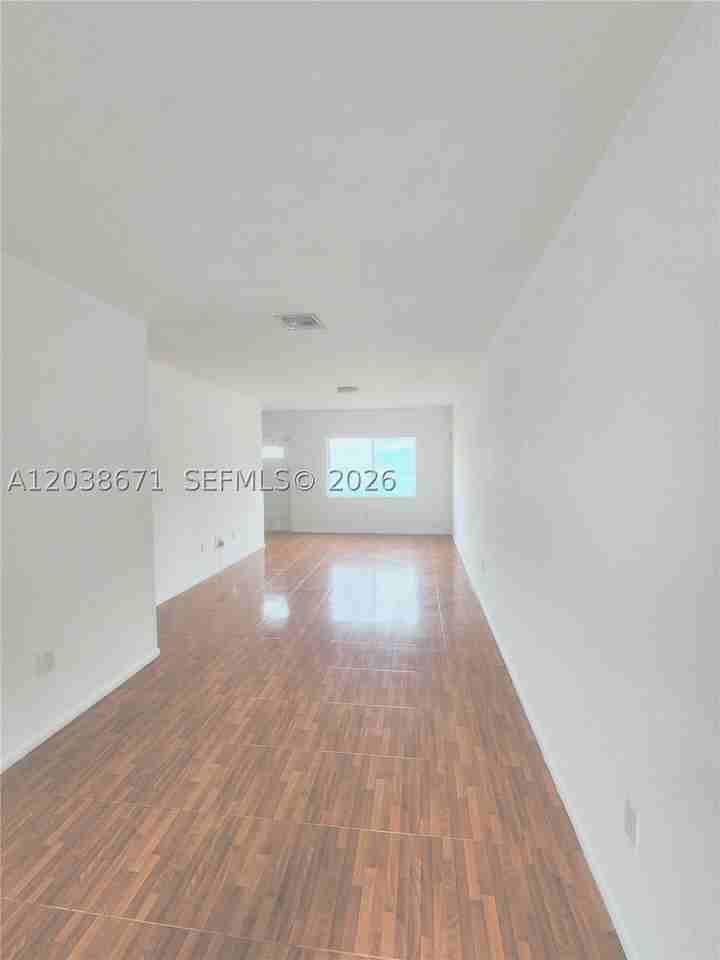 481 Nw 84th Ln #481 - Photo 4 of 13