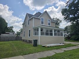 featured image of 1311 W 2nd St #1