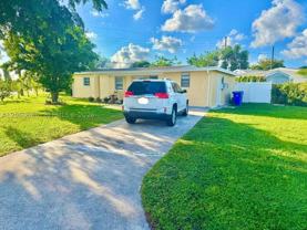 5755 Winfield Blvd #101 - Photo 1 of 1