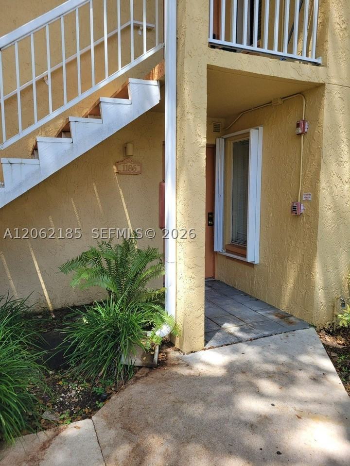 1186 Coral Club Dr #1186 - Photo 2 of 9