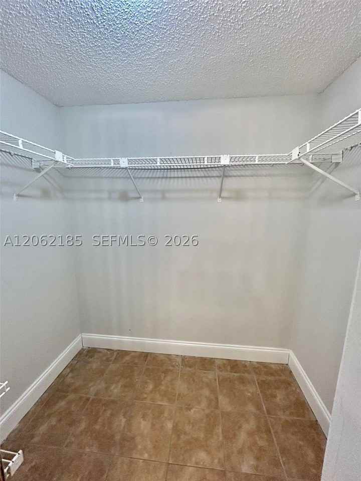 1186 Coral Club Dr #1186 - Photo 7 of 9