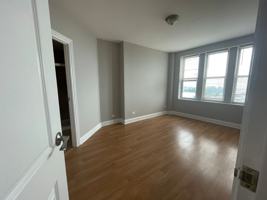 featured image of 10 N Sheridan Rd