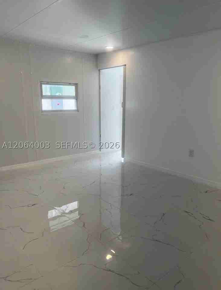 9625 Nw 36th Ave - Photo 2 of 15